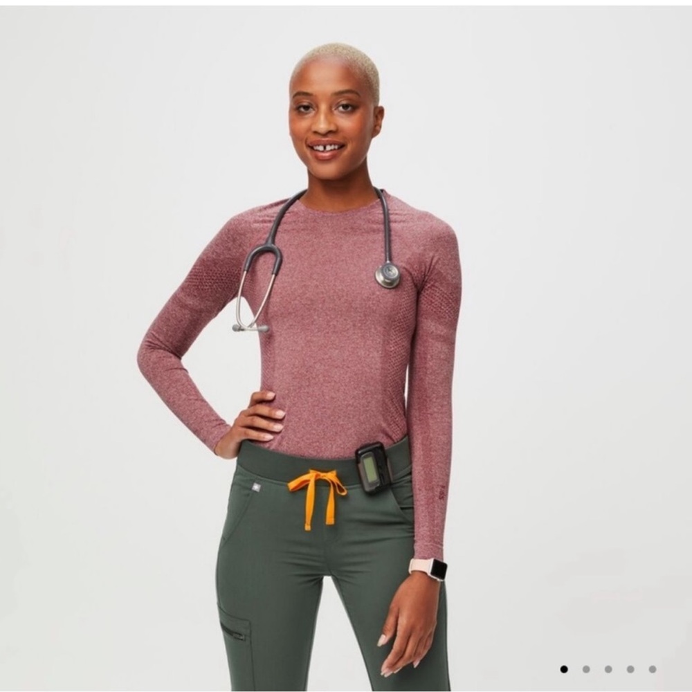 Figs Salta Seamless Longsleeve Underscrub Top Heathered Pink Red 2XL